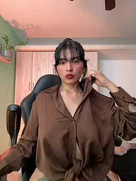 Cristal Cerati  online show from March 10, 4:33 pm