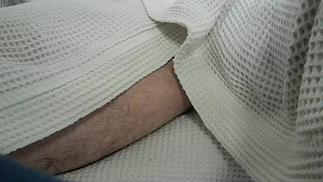 Youngboys30 online show from April 17, 10:34 pm