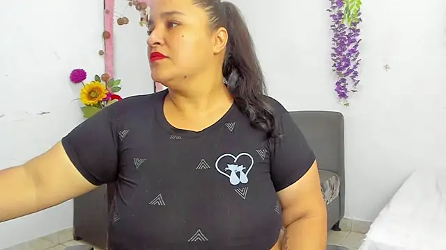  1Zoey online show from February 24, 10:05 am