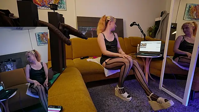 SUZANNEXXXXXX online show from May 13, 9:33 pm