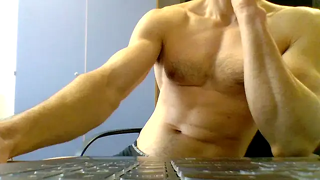 NaughtyWolf322 online show from May 7, 4:10 pm