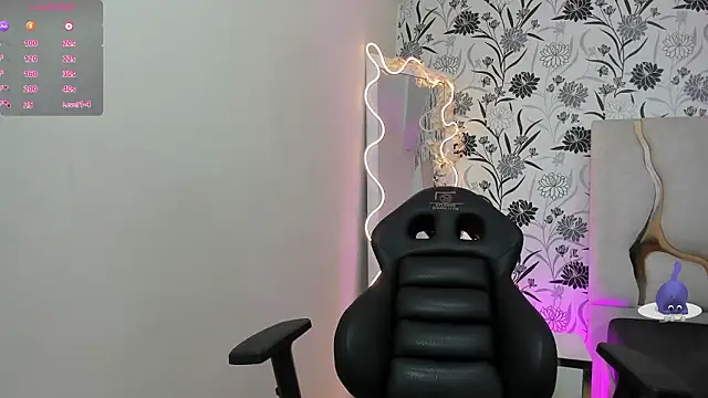 Joselyn tay online show from March 6, 12:00 pm