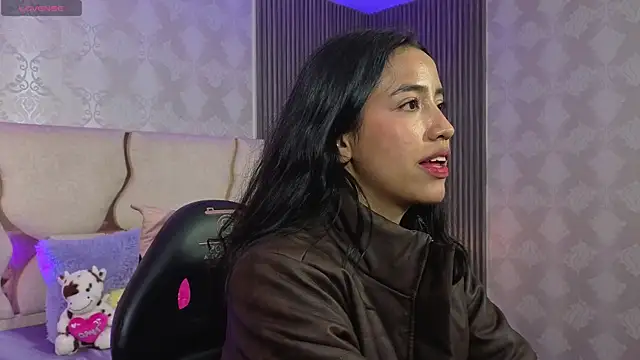 Joselyn tay online show from May 10, 3:32 am