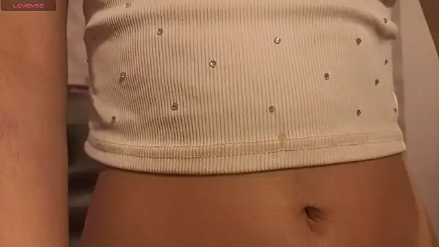 Joselyn tay online show from April 19, 12:28 pm