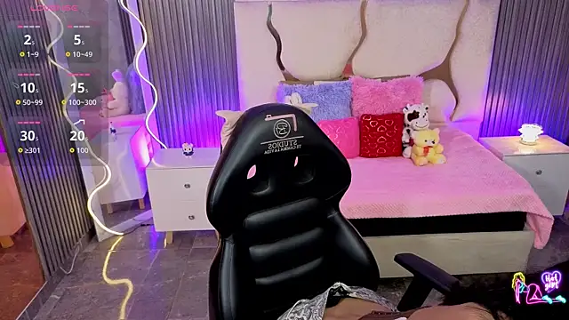 Joselyn tay online show from May 26, 12:36 pm