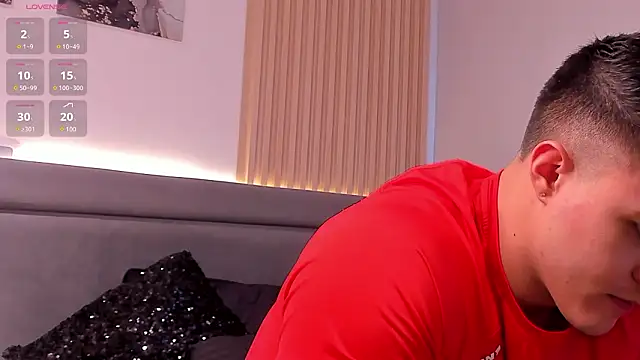 Snapshot of Mason_bennet chatting on February 5, 8:48 pm Mason bennet online show from February 5, 8:48 pm