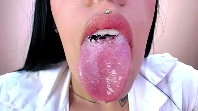 catte jensen online show from February 18, 2:31 am