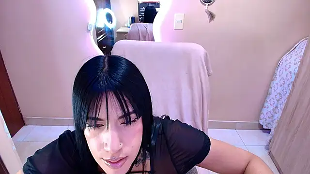 Snapshot of catte_jensen chatting on June 30, 5:29 am catte jensen online show from June 30, 5:29 am
