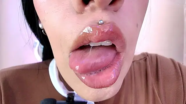 catte jensen online show from February 28, 2:44 am