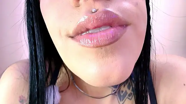 catte jensen online show from March 28, 4:13 am