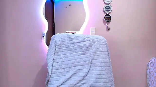 catte jensen online show from April 23, 4:52 am
