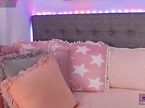 Snapshot of Antonella_Lee chatting on November 15, 7:51 pm Antonella Lee online show from November 15, 7:51 pm