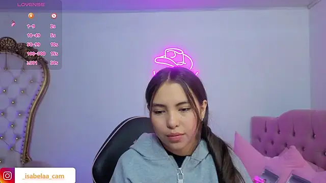 ISABELA TAY online show from May 23, 12:04 pm