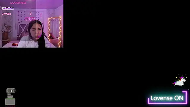 ISABELA TAY online show from March 26, 11:41 am