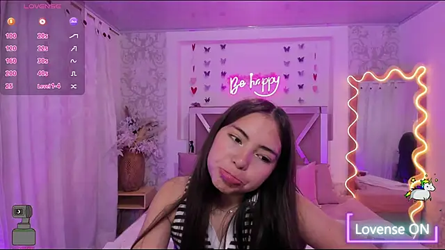 ISABELA TAY online show from March 21, 11:58 am