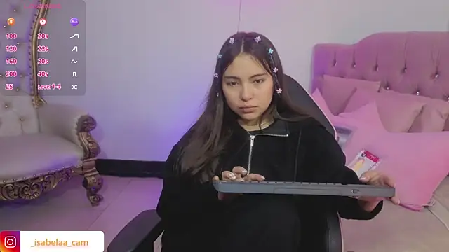 ISABELA TAY online show from May 26, 12:25 pm