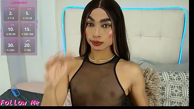 Daphne Hills online show from March 7, 4:08 am