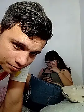 dulce pareja online show from November 14, 3:48 pm