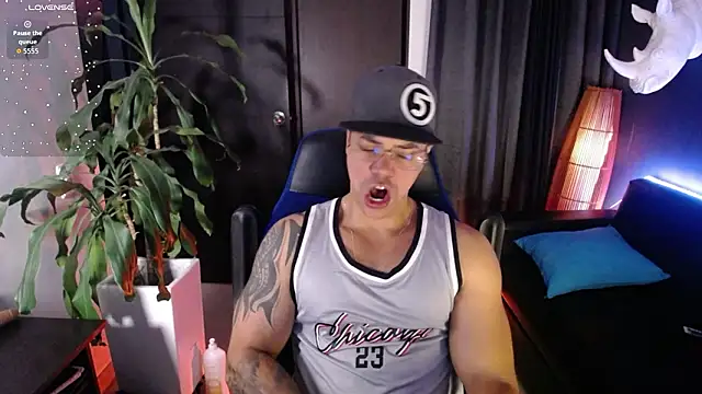 Zed ferrer online show from March 28, 10:38 am