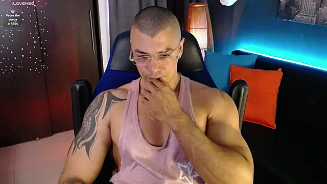 Zed ferrer online show from November 29, 10:10 pm