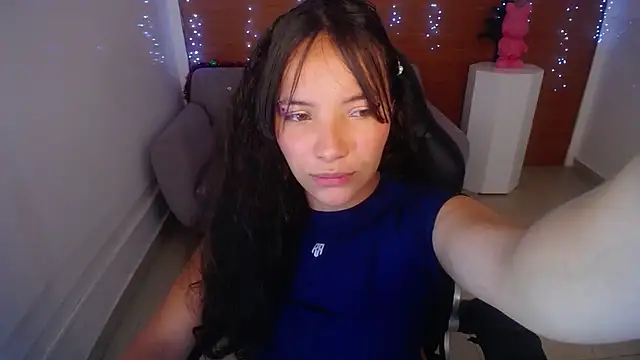 miaa blu t online show from January 10, 3:24 am