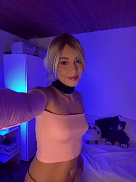 nani rosse of online show from December 15, 10:04 pm