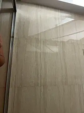 Snapshot of Anna_Bitch_Disgusting chatting on January 18, 6:39 am Anna Bitch Disgusting online show from January 18, 6:39 am