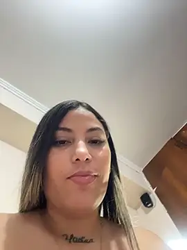 Snapshot of Anna_Bitch_Disgusting chatting on February 17, 8:11 am Anna Bitch Disgusting online show from February 17, 8:11 am