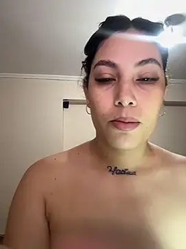 Snapshot of Anna_Bitch_Disgusting chatting on February 13, 2:11 am Anna Bitch Disgusting online show from February 13, 2:11 am