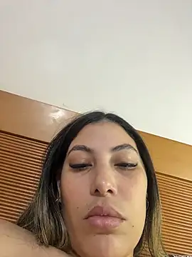 Snapshot of Anna_Bitch_Disgusting chatting on February 10, 5:28 am Anna Bitch Disgusting online show from February 10, 5:28 am