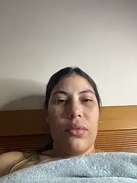 Snapshot of Anna_Bitch_Disgusting chatting on March 1, 1:44 pm Anna Bitch Disgusting online show from March 1, 1:44 pm