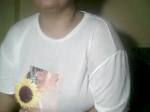 loriepinay46 online show from April 9, 10:10 am