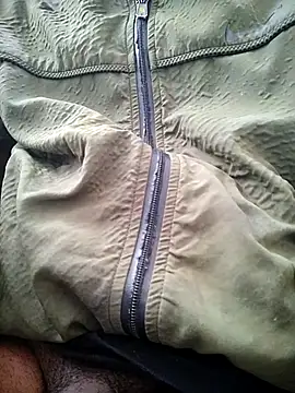 kingsize8ich online show from December 2, 6:26 am