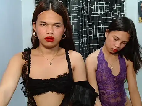 Snapshot of Ridingcowgirl chatting on November 12, 2:21 pm Ridingcowgirl online show from November 12, 2:21 pm