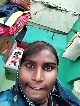 Big Lovexx online show from December 5, 7:40 am