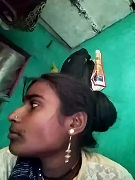 Big Lovexx online show from January 12, 9:05 am