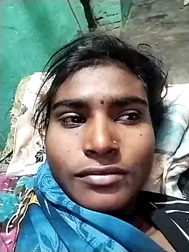 Big Lovexx online show from January 11, 9:00 pm