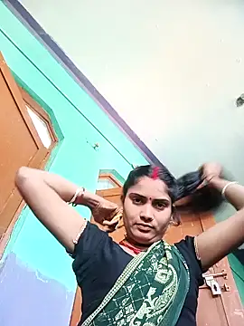Snapshot of Pushpa_hotty chatting on April 5, 2:51 am Pushpa hotty online show from April 5, 2:51 am