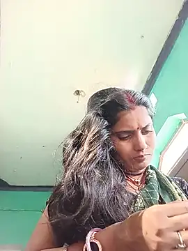 Snapshot of Pushpa_hotty chatting on May 18, 3:39 am Pushpa hotty online show from May 18, 3:39 am