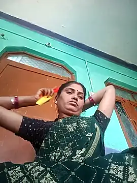 Snapshot of Pushpa_hotty chatting on April 11, 4:09 am Pushpa hotty online show from April 11, 4:09 am