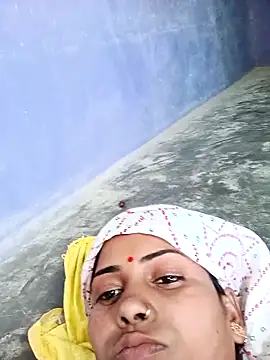 Snapshot of Pushpa_hotty chatting on April 11, 9:24 am Pushpa hotty online show from April 11, 9:24 am