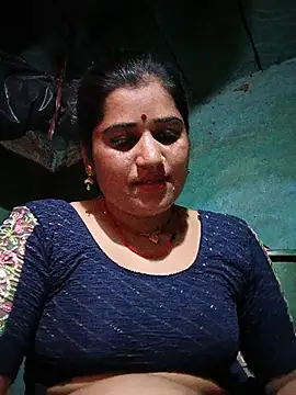 Hot kamla online show from June 25, 3:50 pm