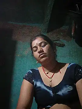 Hot kamla online show from June 10, 10:33 pm