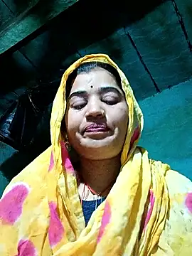 Hot kamla online show from December 19, 11:40 pm