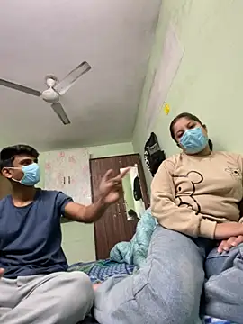 Snapshot of Cute_hotzara chatting on November 26, 4:34 am Cute hotzara online show from November 26, 4:34 am