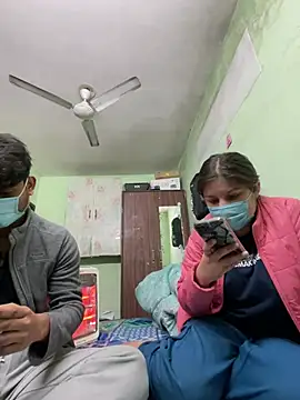 Snapshot of Cute_hotzara chatting on January 15, 4:49 am Cute hotzara online show from January 15, 4:49 am