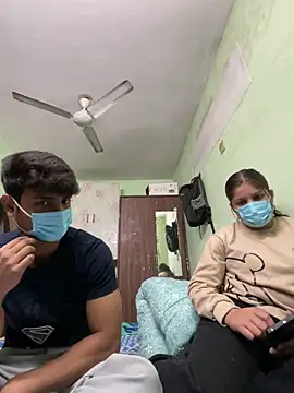 Snapshot of Cute_hotzara chatting on December 15, 5:13 am Cute hotzara online show from December 15, 5:13 am