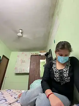 Cute hotzara online show from March 12, 4:51 am