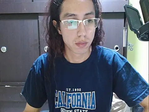 dantex9305 online show from November 12, 9:07 pm