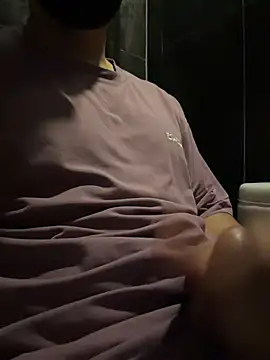 Snapshot of asianpublicboy chatting on November 12, 9:35 am asianpublicboy online show from November 12, 9:35 am